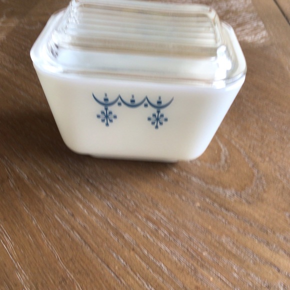 Vintage CorningWare # 501 Covered Dish - Morning Pattern - Picture 7 of 7
